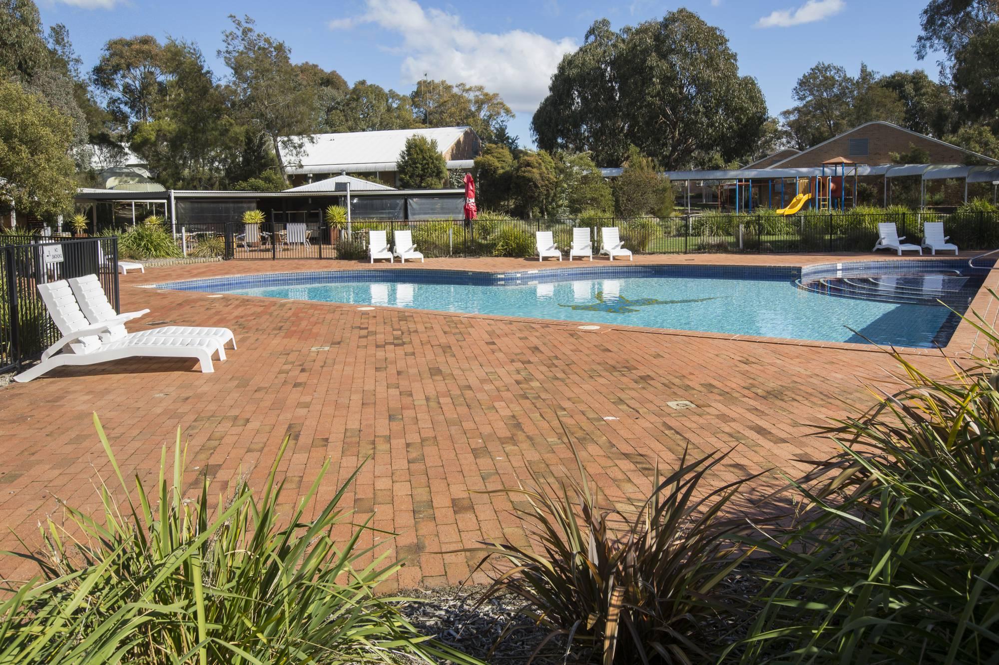 ibis Styles Canberra Eagle Hawk Exterior foto